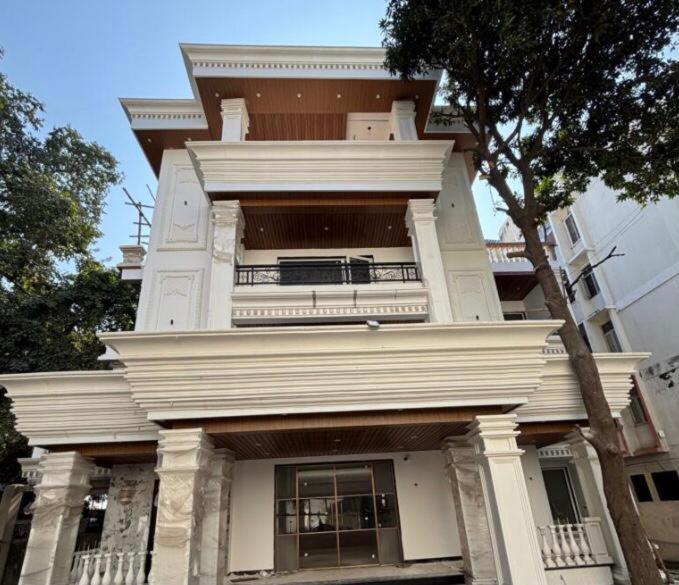 Find the Perfect Hotel in Varanasi for Business Trips